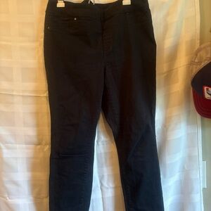 Chicos slimming black Jeggings - Cross posted